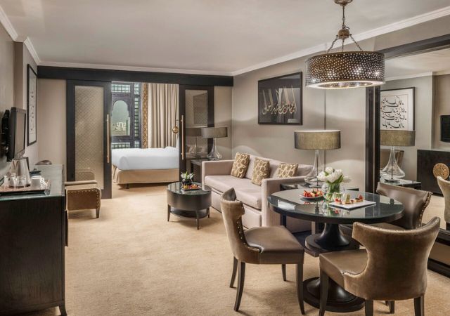 Luxury hotel booking for Umrah in Saudi Arabia